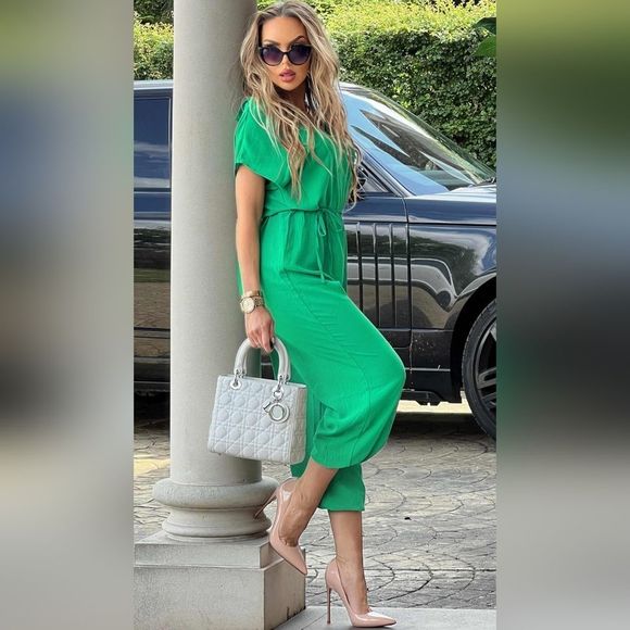 Estee Brown "Jade" Short Sleeve Belted Relaxed V-Neck Jumpsuit Size Medium - Picture 5 of 9